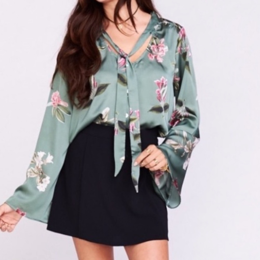 Show Me your MuMu Green Floral Tie Front Long Sleeve Top/ Blouse SZ S